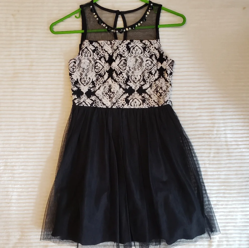 My Michelle chic black